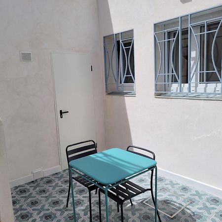 Apartamento Con Wifi, Patio Y Garaje Privado Alcala de Guadaira Ngoại thất bức ảnh