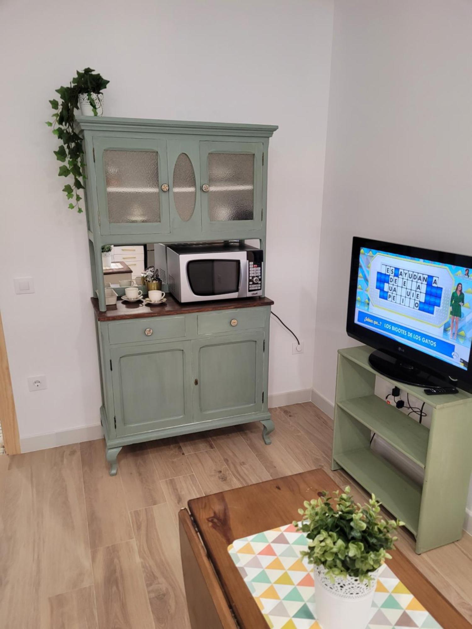 Apartamento Con Wifi, Patio Y Garaje Privado Alcala de Guadaira Ngoại thất bức ảnh