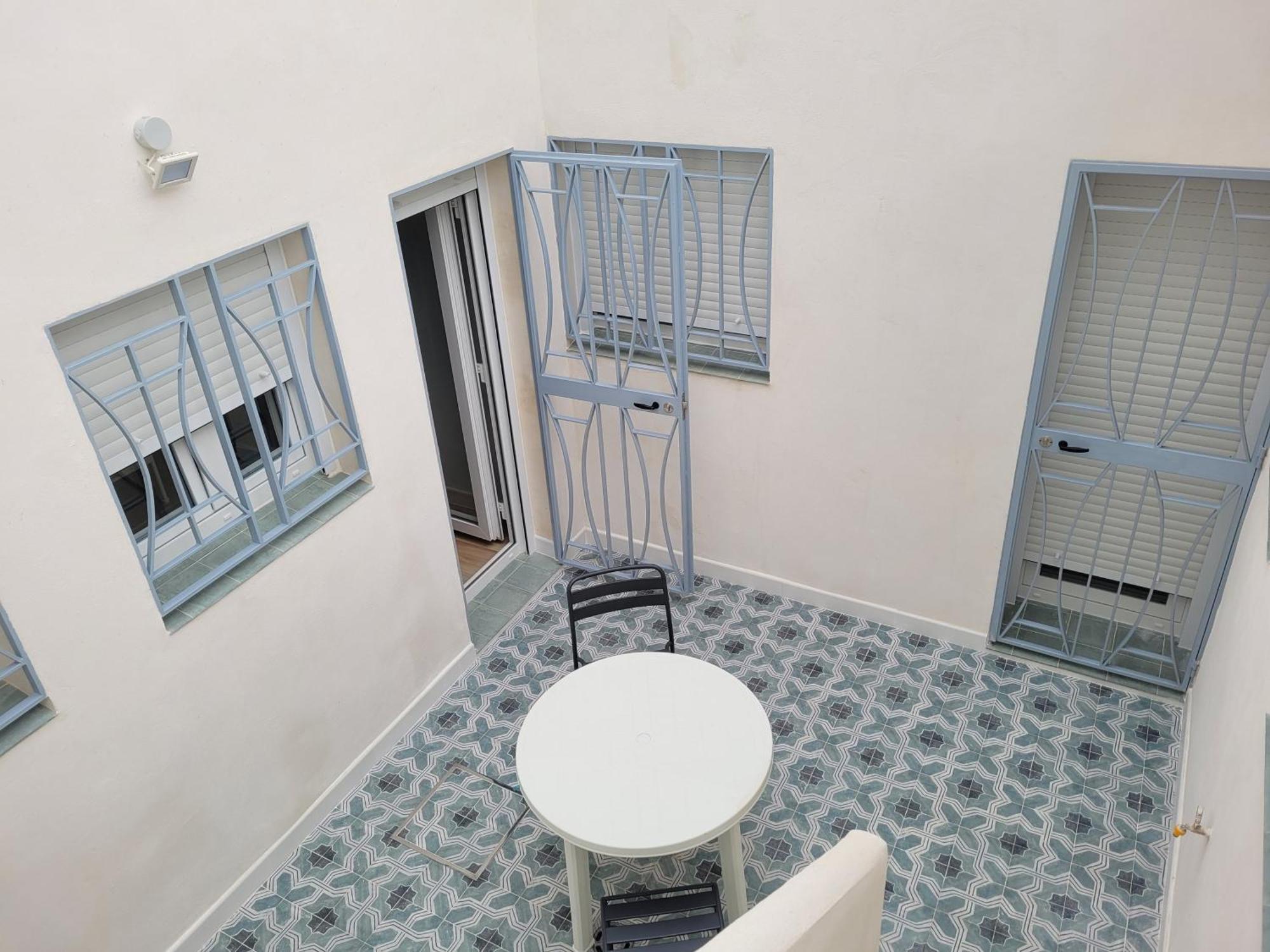 Apartamento Con Wifi, Patio Y Garaje Privado Alcala de Guadaira Ngoại thất bức ảnh