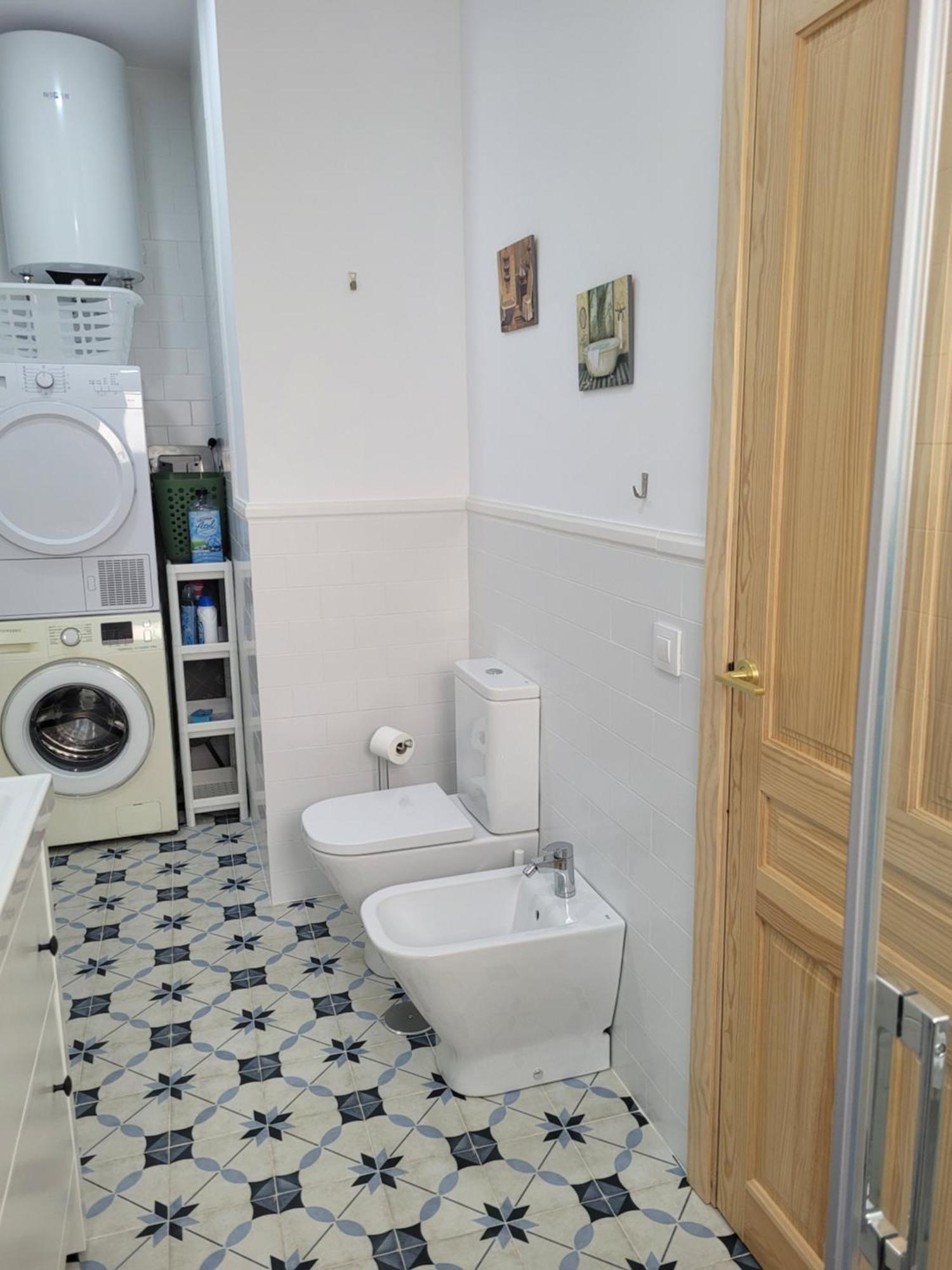Apartamento Con Wifi, Patio Y Garaje Privado Alcala de Guadaira Ngoại thất bức ảnh